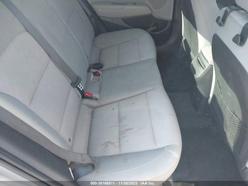 VIN 5NPD84LF0HH050865 2017 HYUNDAI ELANTRA SE