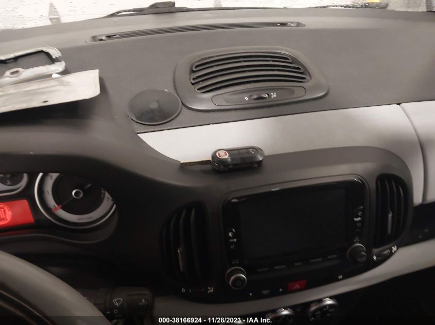 2014 FIAT 500L EASY - ZFBCFABH0EZ024230