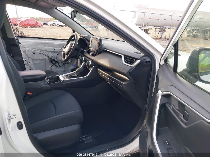 2020 TOYOTA RAV4 LE - JTMG1RFV4LD529127