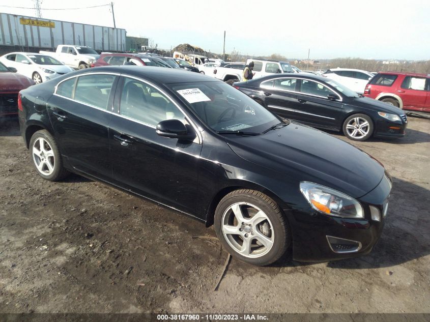 2013 VOLVO S60 T5 - YV1612FS0D1218137