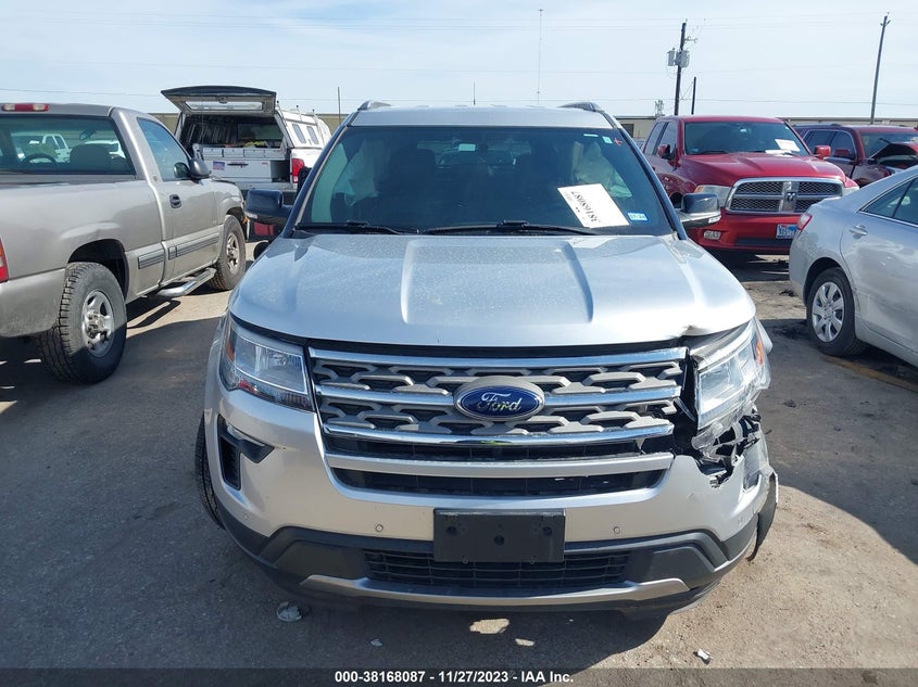 VIN 1FM5K7D80JGA13425 2018 FORD EXPLORER XLT