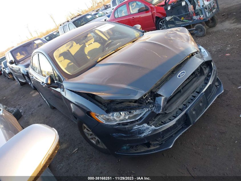 2017 FORD FUSION S - 3FA6P0G76HR162418