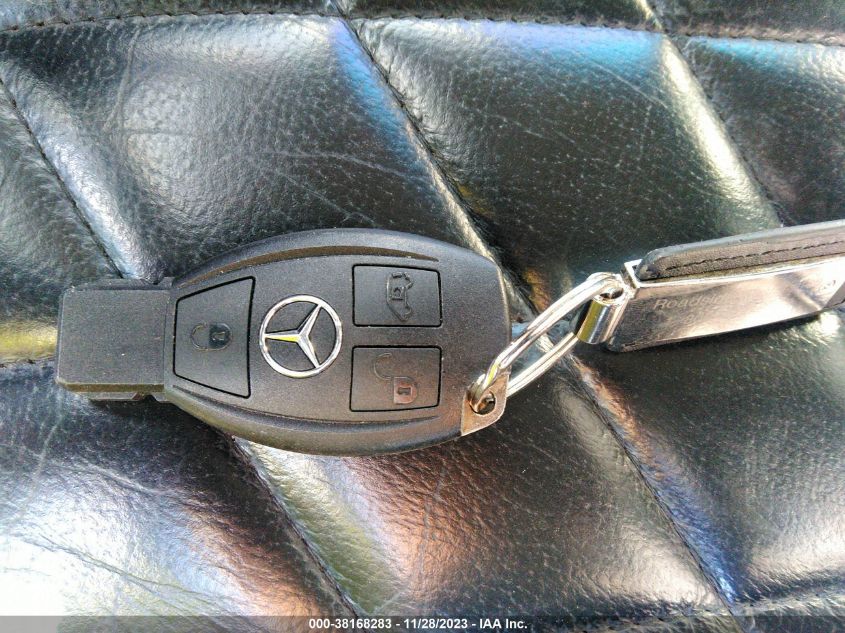 2018 MERCEDES-BENZ METRIS WD4PG2EE9J3448625