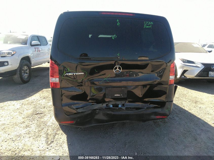 2018 MERCEDES-BENZ METRIS WD4PG2EE9J3448625