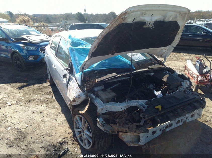 VIN 1FADP3K23JL307665 2018 FORD FOCUS SE