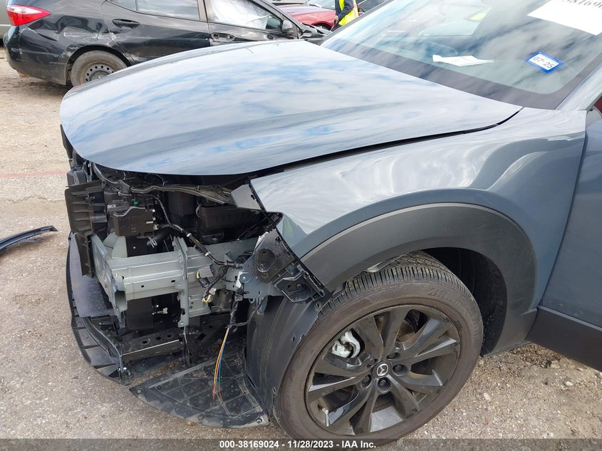 VIN 3MVDMBCM1PM562947 2023 MAZDA CX-30 PREFERRED