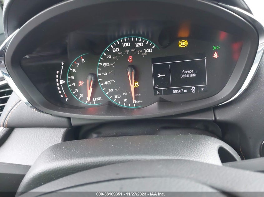 VIN KL7CJPSB1KB825180 2019 CHEVROLET TRAX 1LT