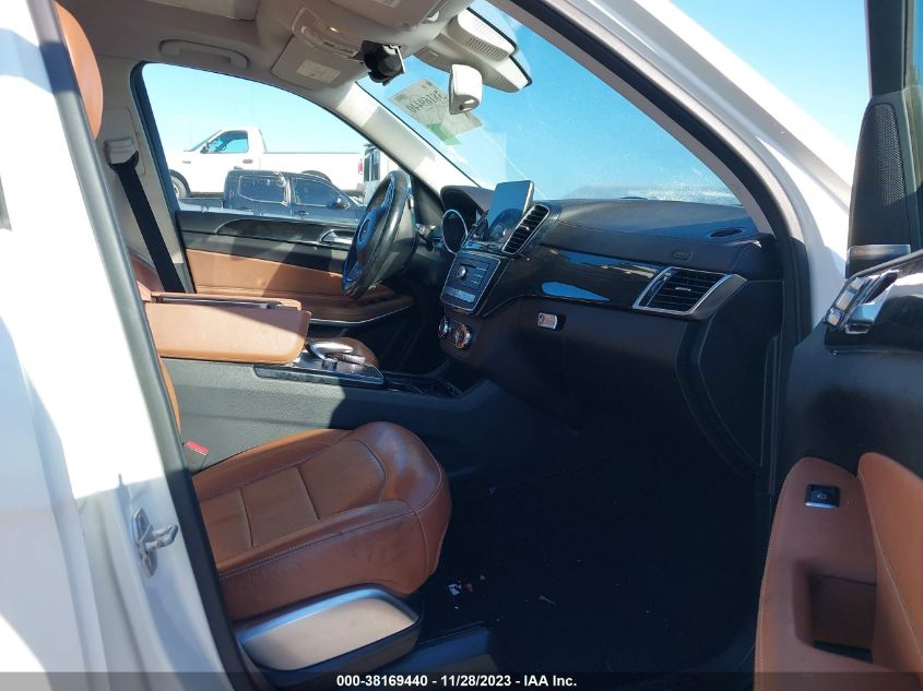 2017 MERCEDES-BENZ GLS 550 - 4JGDF7DE7HA745621