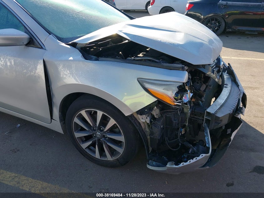 VIN 1N4AL3AP0HC210915 2017 NISSAN ALTIMA 2.5/S/SV/SL/SR