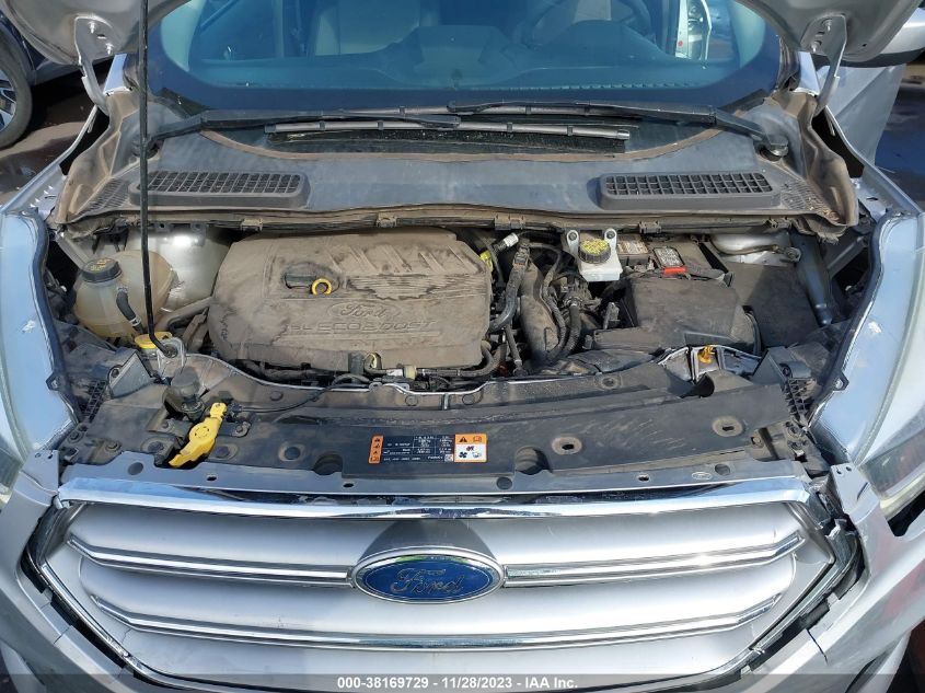 VIN 1FMCU0GD1HUB82737 2017 FORD ESCAPE SE