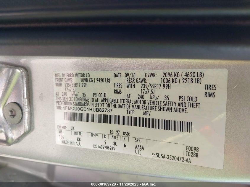 VIN 1FMCU0GD1HUB82737 2017 FORD ESCAPE SE