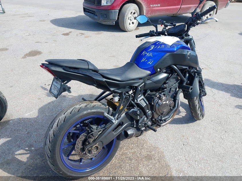 VIN JYARM27E6JA001850 2018 YAMAHA MT07
