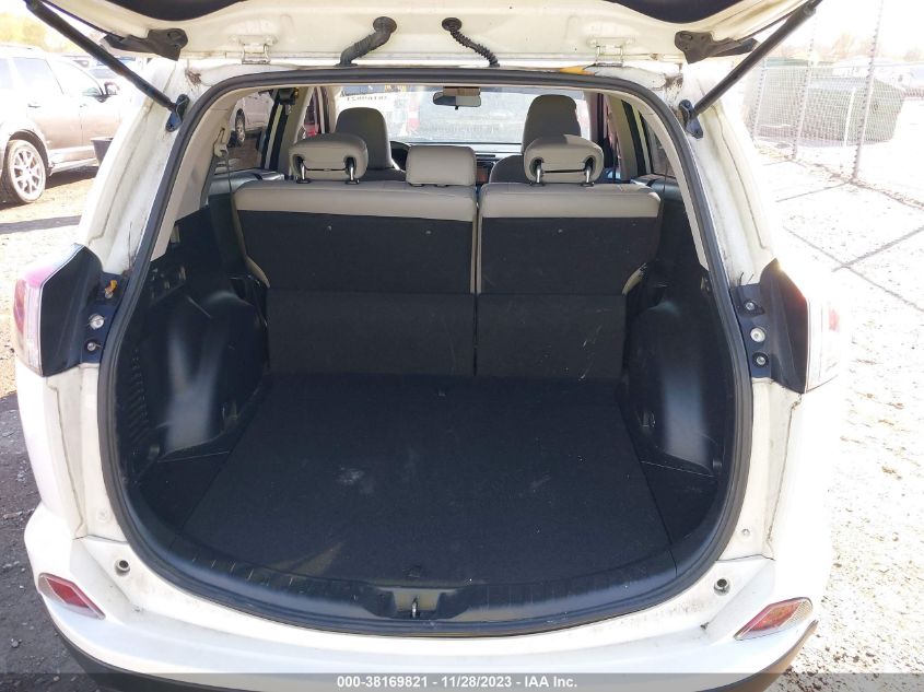 2018 TOYOTA RAV4 LE - JTMZFREV3JJ736280
