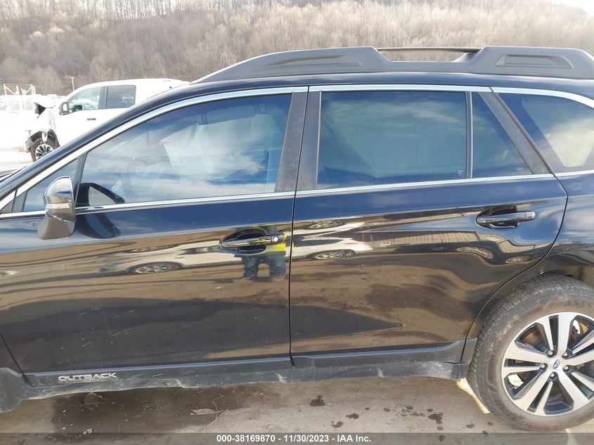 VIN 4S4BSANC4K3295208 2019 SUBARU OUTBACK 2.5I LIMITED