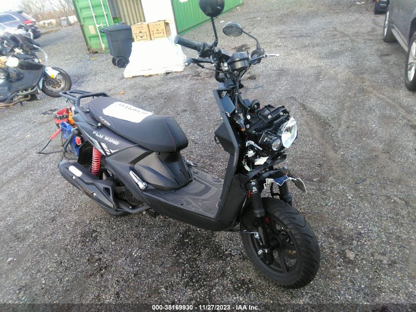 HZ2TBCND5P1002627 ZHILO SCOOTER 2023
