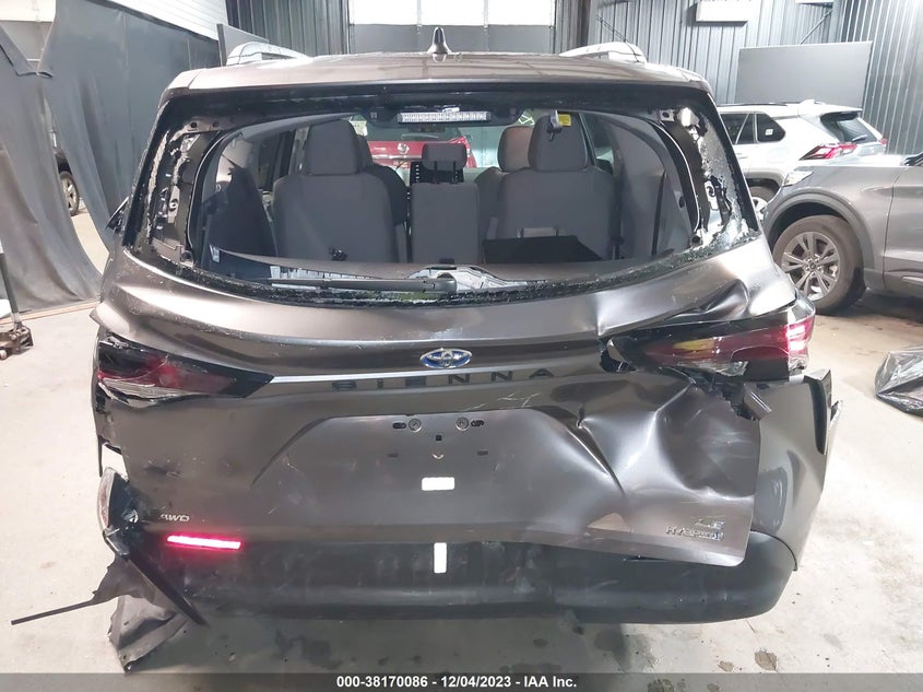 VIN 5TDKSKFC2PS101984 2023 TOYOTA SIENNA LE