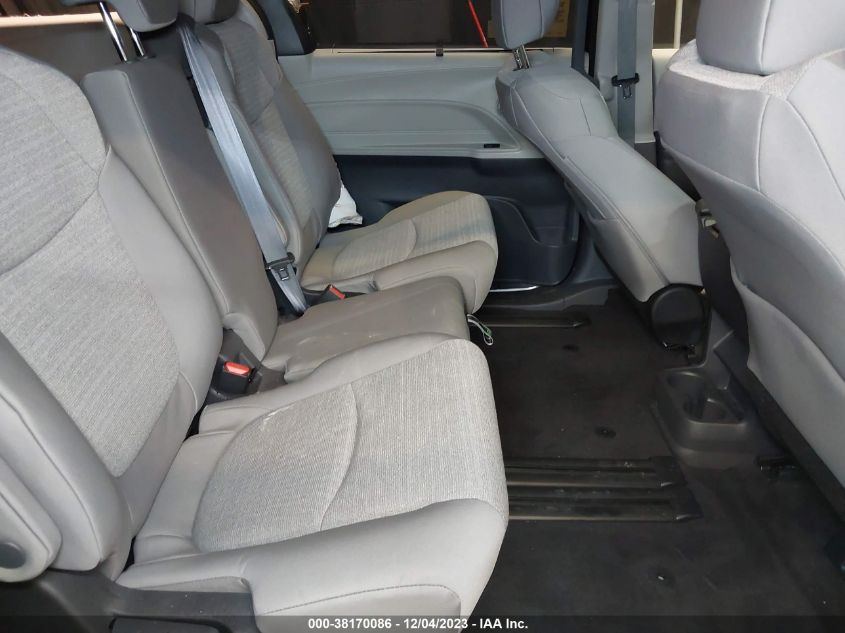 VIN 5TDKSKFC2PS101984 2023 TOYOTA SIENNA LE