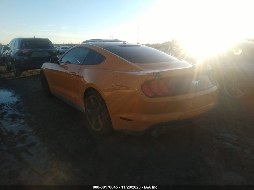 VIN 1FA6P8TH5J5174176 2018 FORD MUSTANG