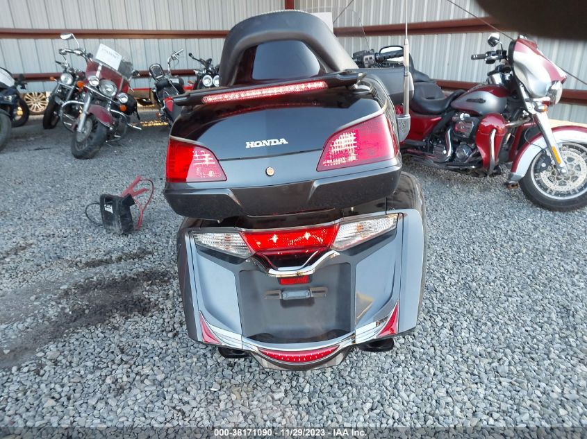 2016 HONDA GL1800 JH2SC68H2GK400290