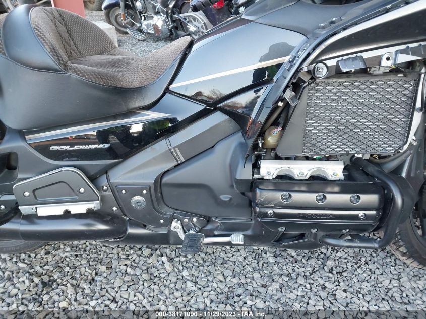 2016 HONDA GL1800 JH2SC68H2GK400290