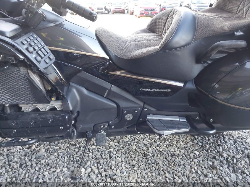2016 HONDA GL1800 JH2SC68H2GK400290