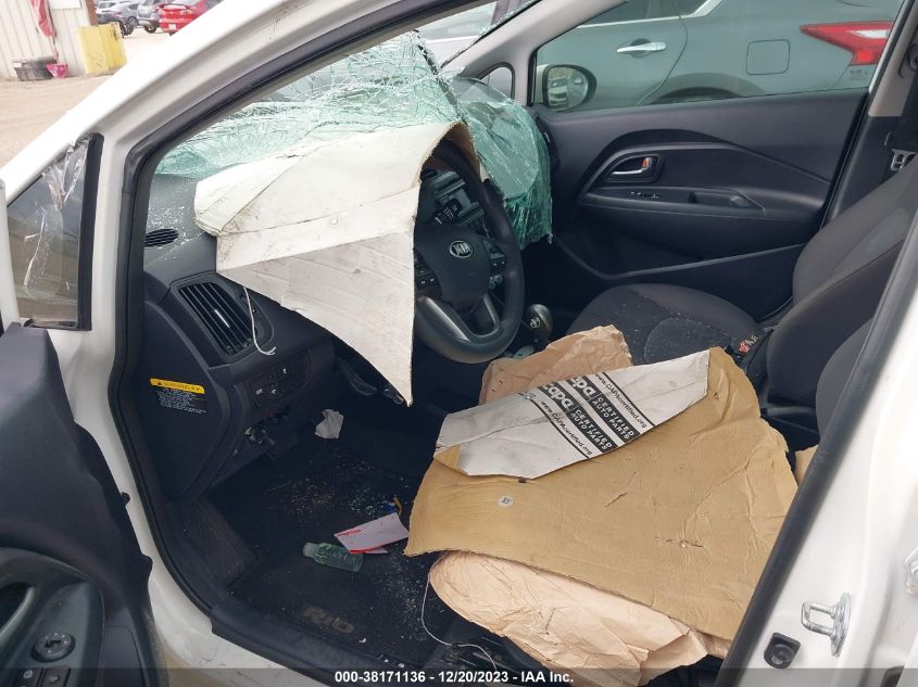 2014 KIA RIO LX - KNADM4A31E6353886