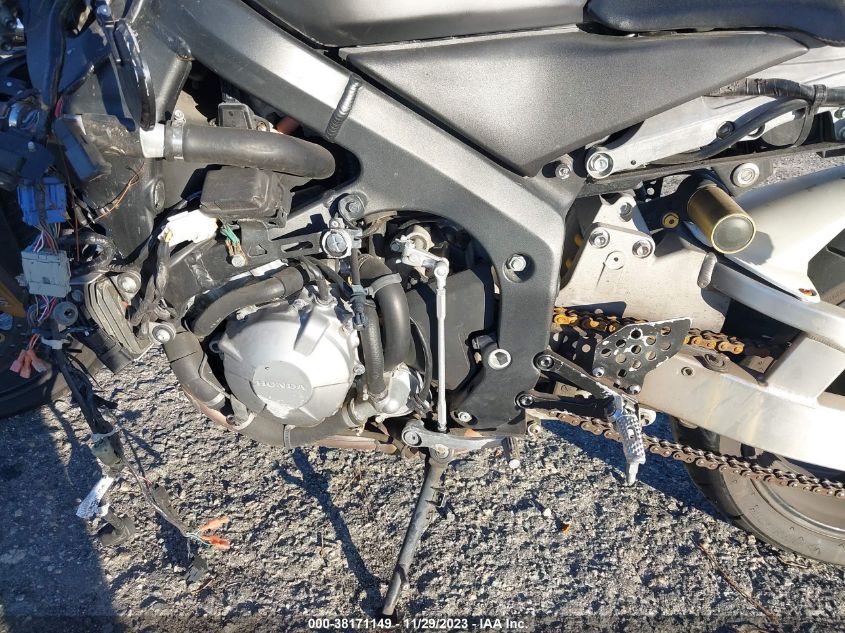 2004 HONDA CBR600 RR - JH2PC37064M100462