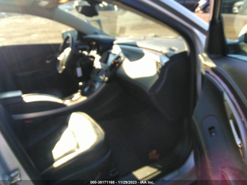 2013 BUICK LACROSSE LEATHER GROUP - 1G4GC5E34DF170401