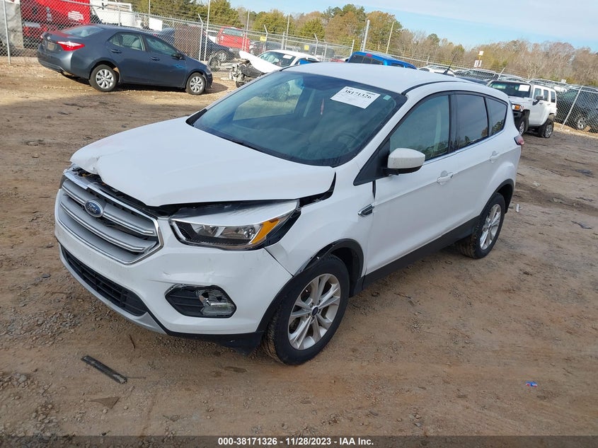 VIN 1FMCU0GD2KUB45574 2019 FORD ESCAPE SE