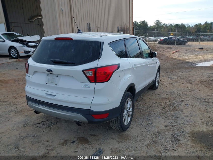 VIN 1FMCU0GD2KUB45574 2019 FORD ESCAPE SE