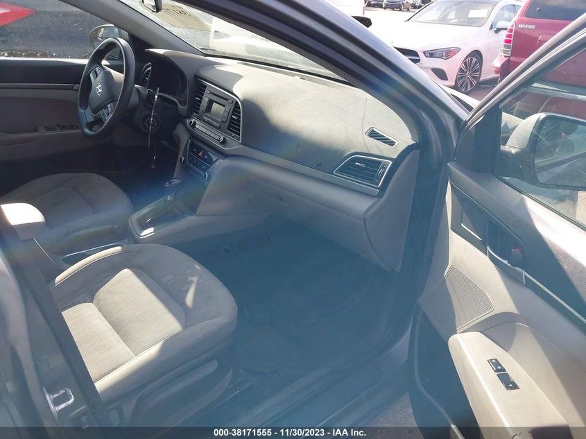 VIN KMHD74LF9HU072724 2017 HYUNDAI ELANTRA SE