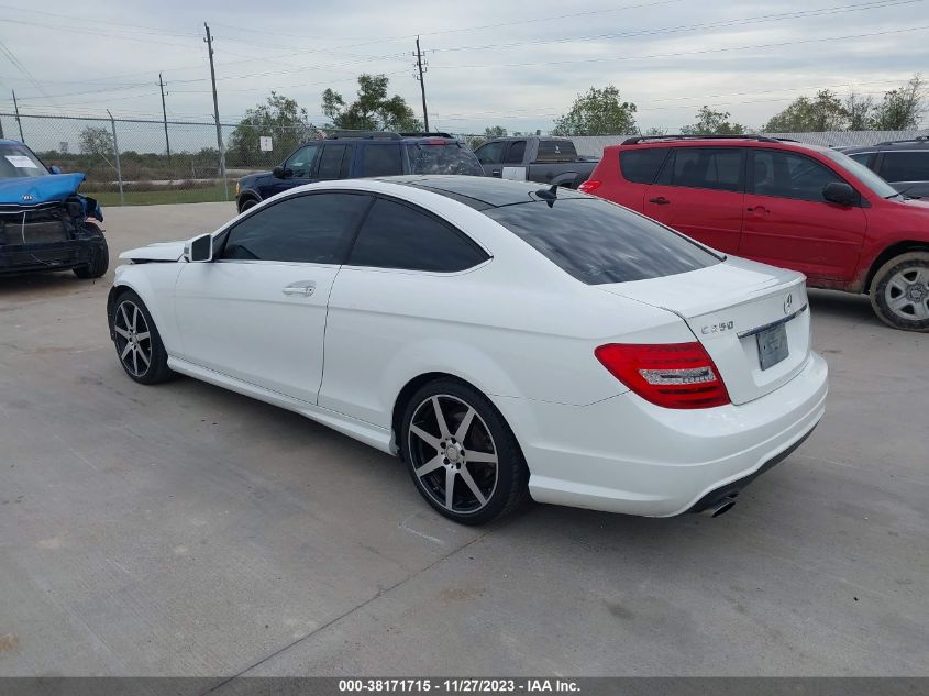 2015 MERCEDES-BENZ C 250 - WDDGJ4HB8FG368473