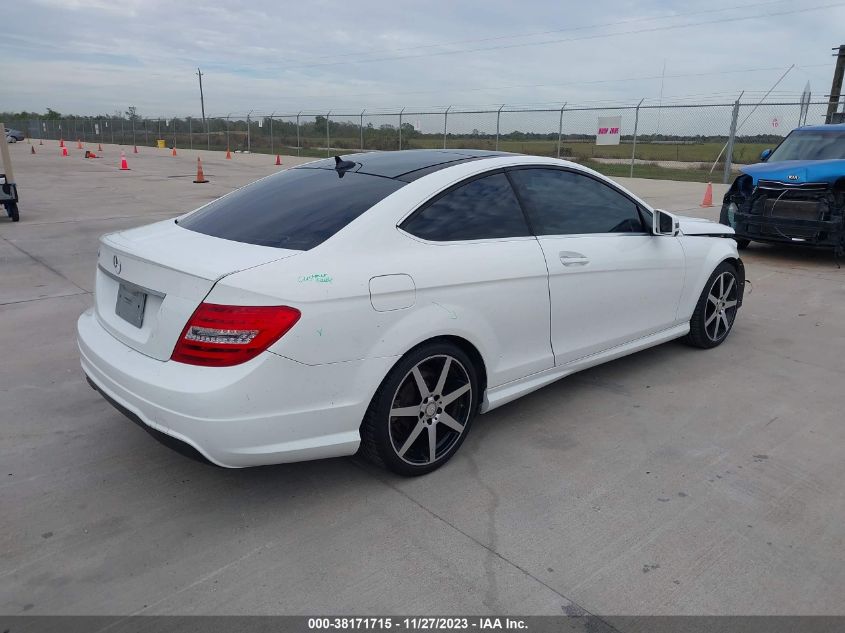 2015 MERCEDES-BENZ C 250 - WDDGJ4HB8FG368473