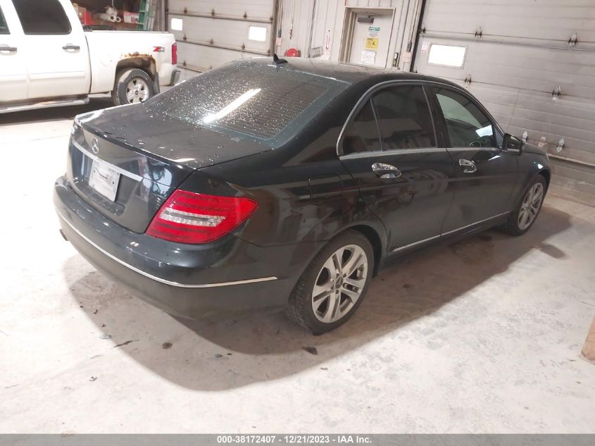 2014 MERCEDES-BENZ C 250 LUXURY/SPORT - WDDGF4HB5EG255242