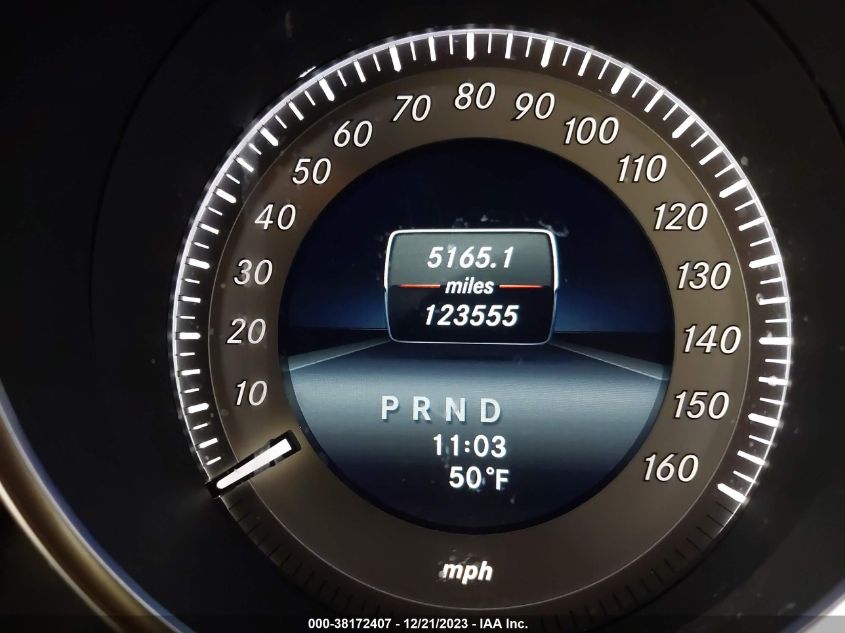 2014 MERCEDES-BENZ C 250 LUXURY/SPORT - WDDGF4HB5EG255242