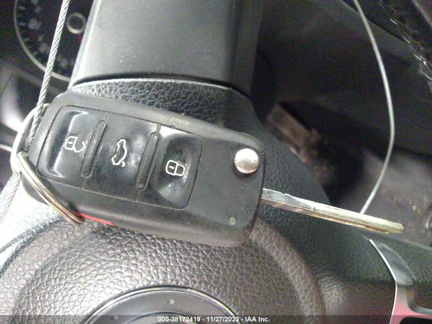 2013 VOLKSWAGEN JETTA SEDAN SE 3VWDP7AJ6DM419712