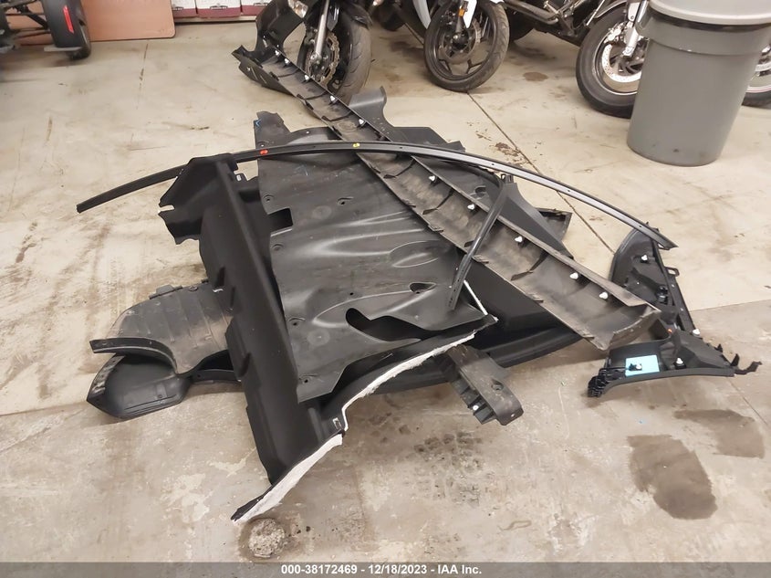 VIN 7SAYGDEE6NA021180 2022 TESLA MODEL Y
