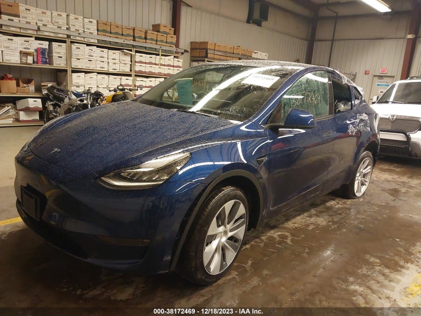 VIN 7SAYGDEE6NA021180 2022 TESLA MODEL Y