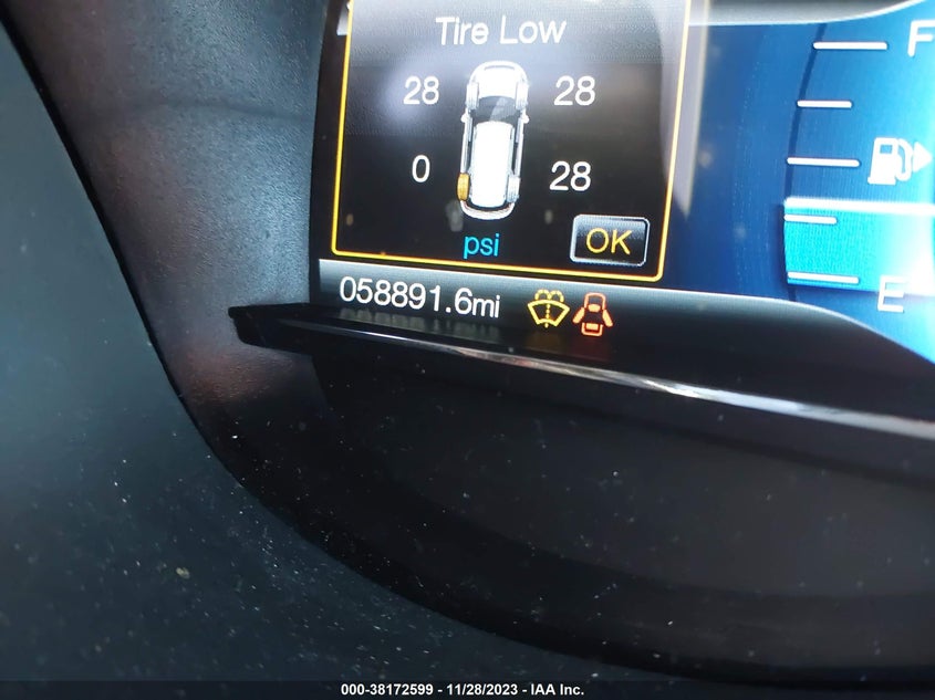VIN 1FM5K8D82HGC13027 2017 FORD EXPLORER XLT
