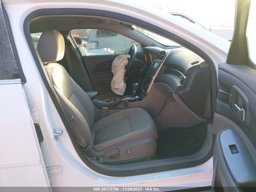 2015 CHEVROLET MALIBU LS - 1G11A5SL3FF325424