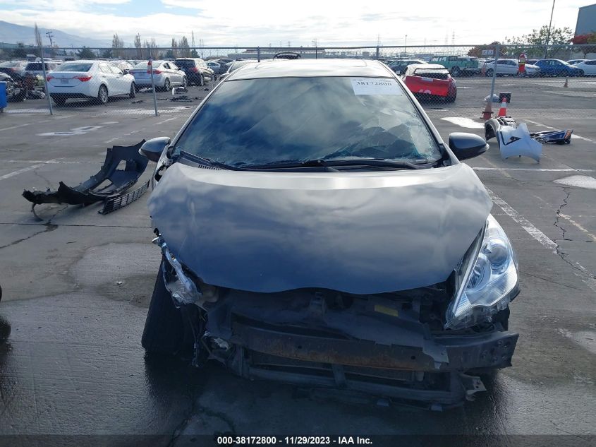 2013 TOYOTA PRIUS C - JTDKDTB39D1043869