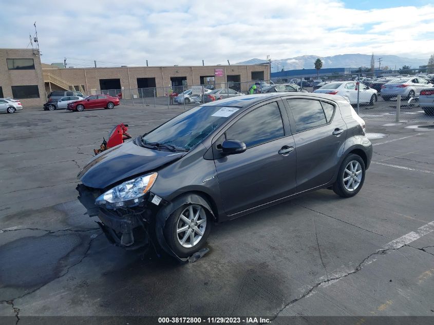 2013 TOYOTA PRIUS C - JTDKDTB39D1043869