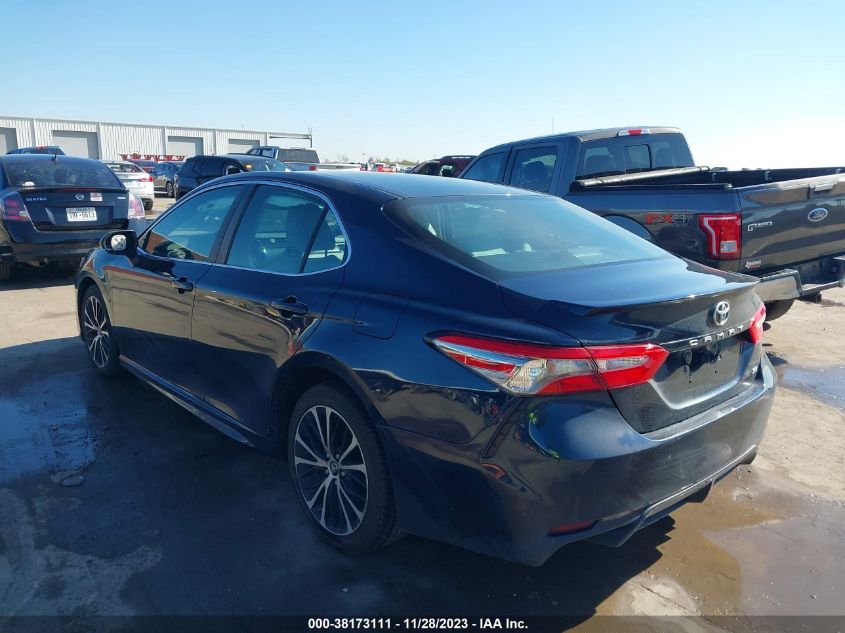 2018 TOYOTA CAMRY L/LE/XLE/SE/XSE - 4T1B11HK7JU590429