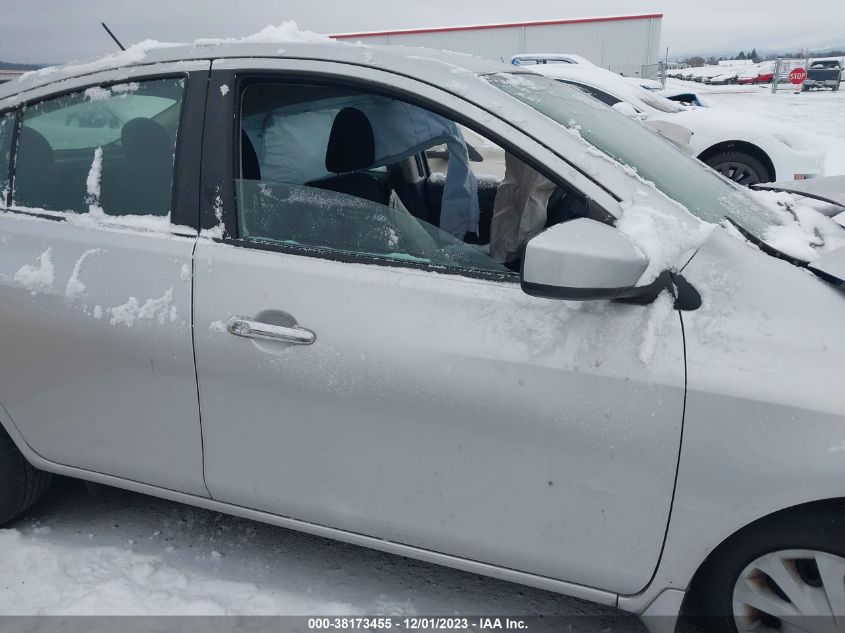 2015 NISSAN VERSA 1.6 SV - 3N1CN7AP8FL820246