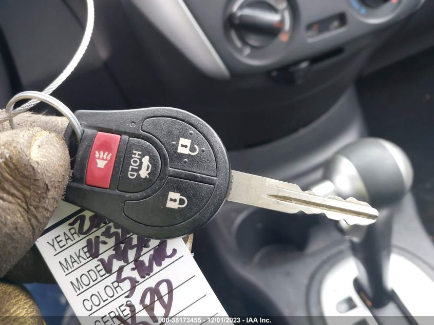 2015 NISSAN VERSA 1.6 SV - 3N1CN7AP8FL820246