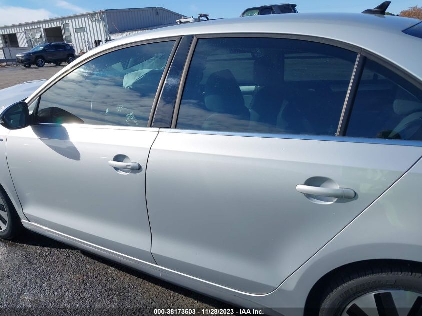 2013 VOLKSWAGEN JETTA HYBRID SEL PREMIUM 3VW637AJ6DM230935