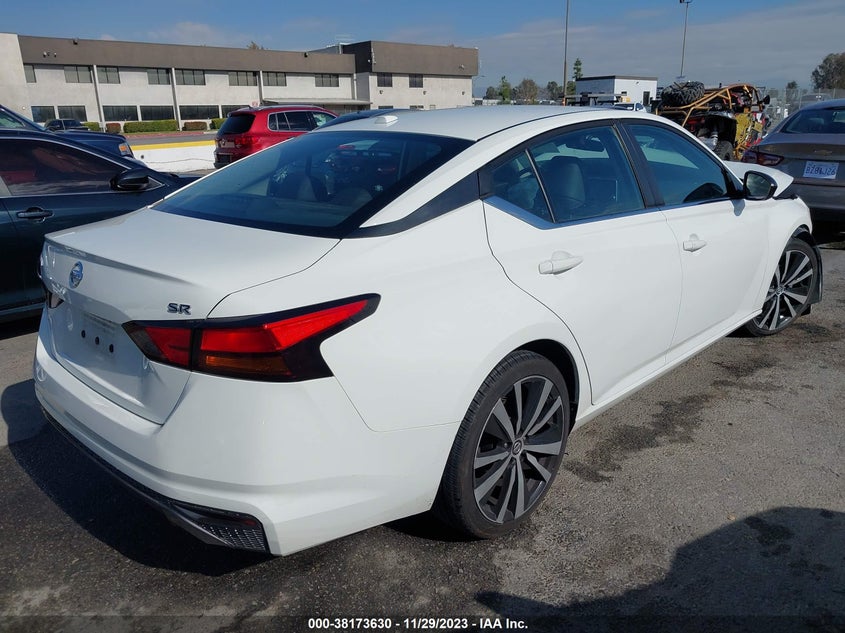 VIN 1N4BL4CV8KC153098 2019 NISSAN ALTIMA SR
