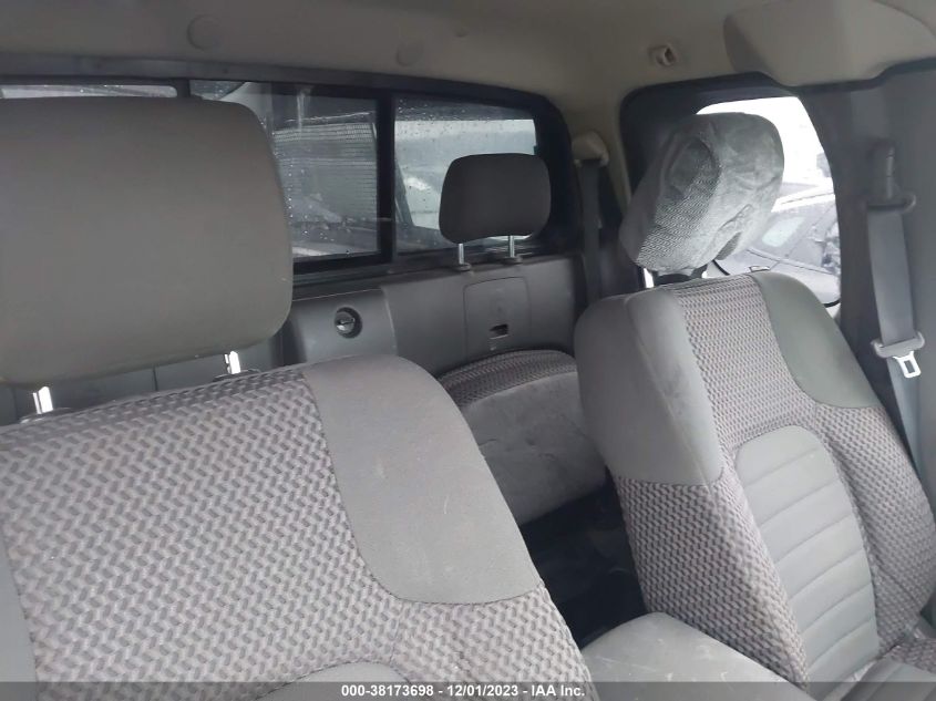 2015 NISSAN FRONTIER SV/PRO-4X - 1N6AD0CW0FN701641