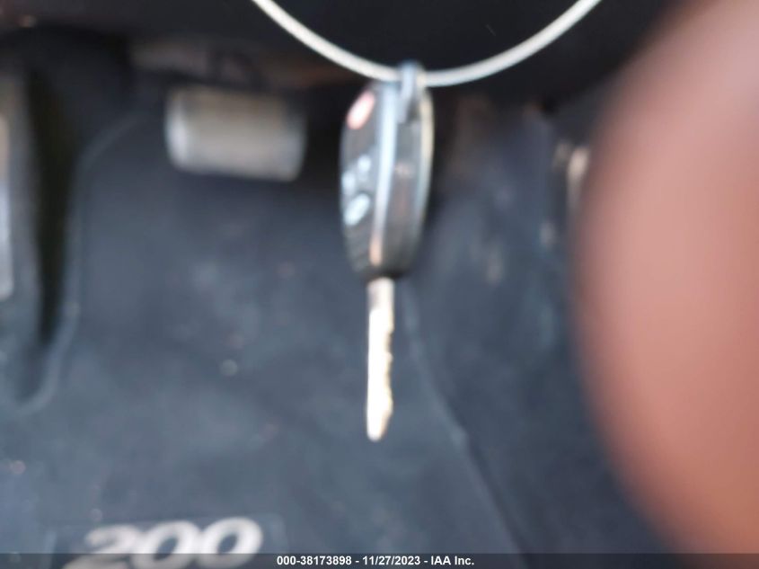 2014 CHRYSLER 200 TOURING - 1C3CCBBG7EN164127