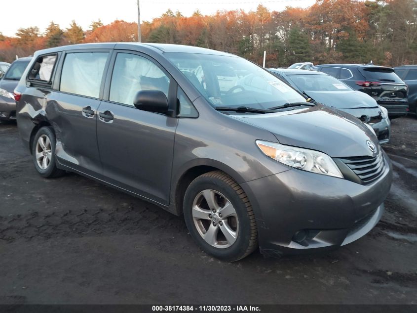 5TDZK3DC1FS667396 2015 TOYOTA SIENNA, photo no. 1